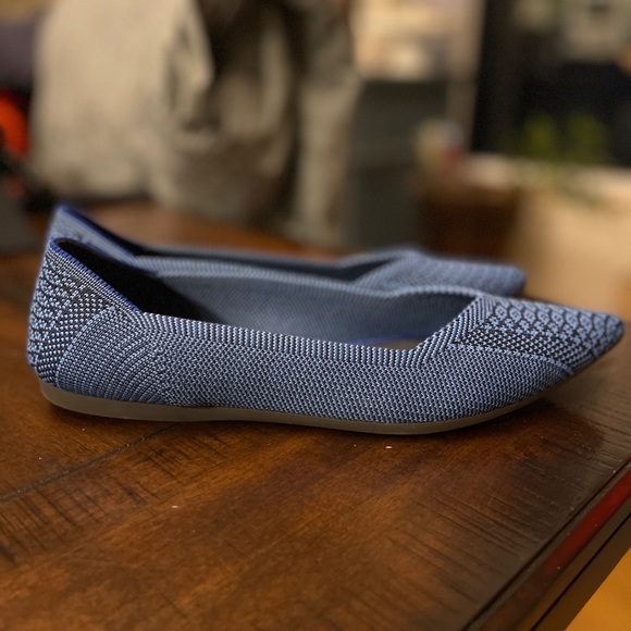 ROTHY’S Lapis Python Point, size 9.5 - Picture 8 of 8